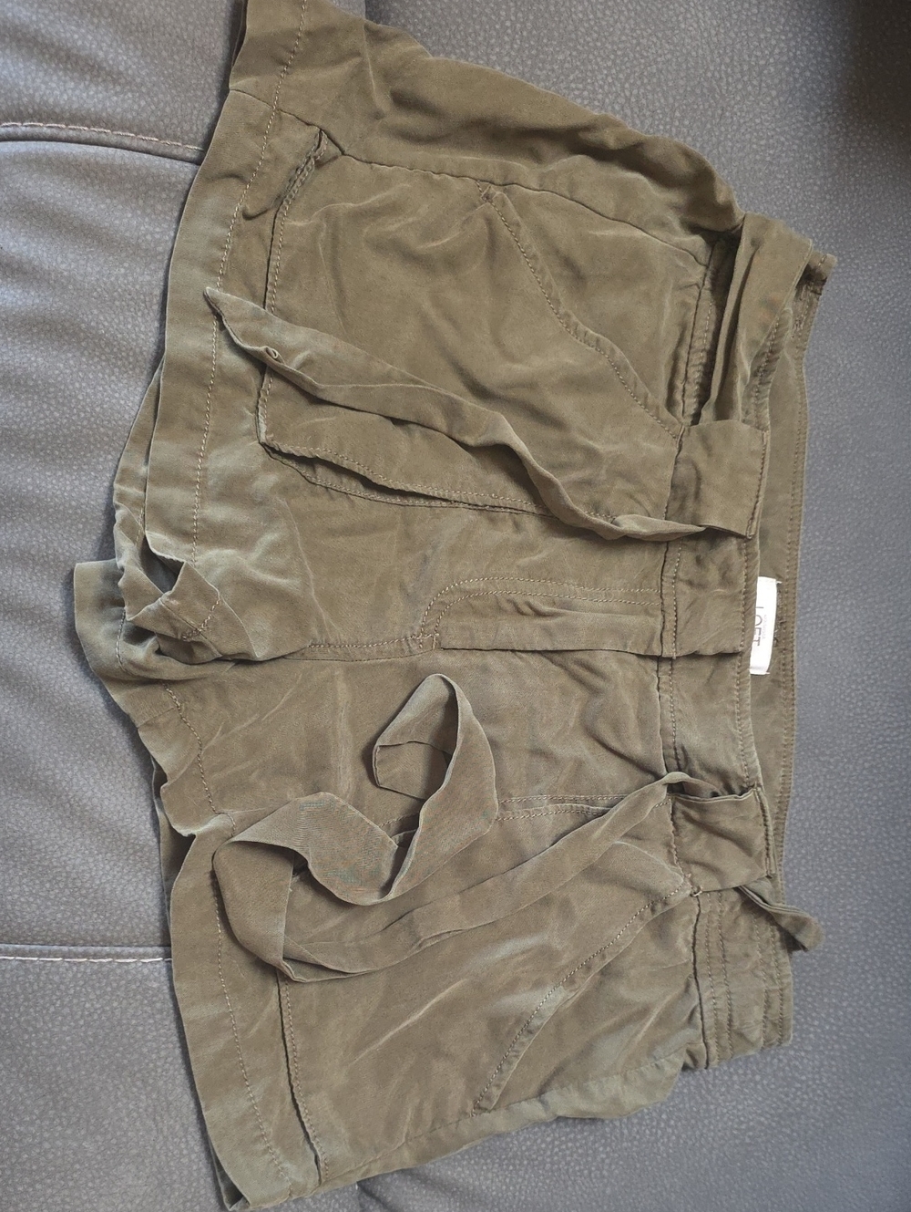 ❤️5for$25 LOFT Olive Utility Tie-Front Shorts